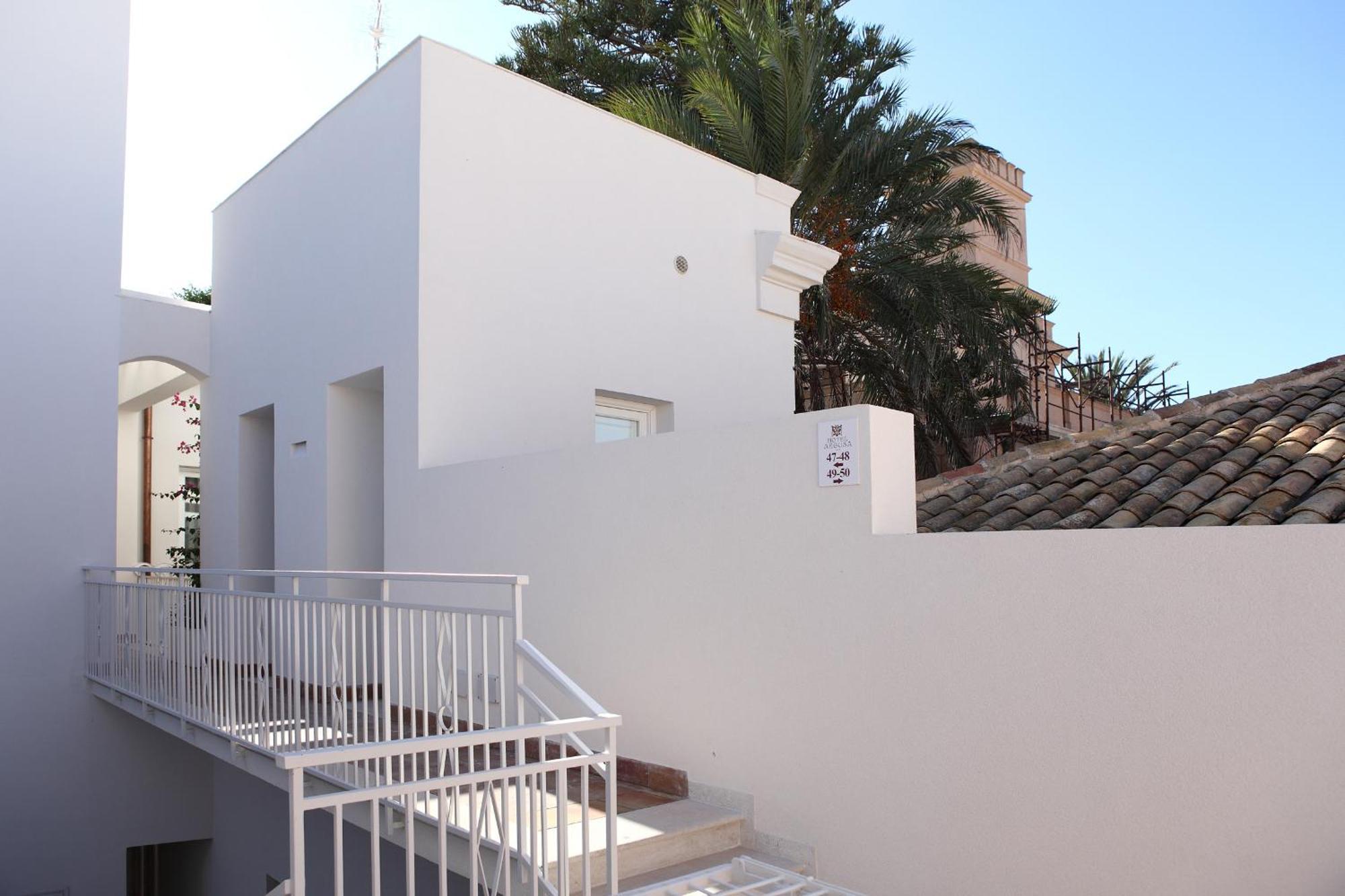 Aegusa Hotel Favignana Exterior photo