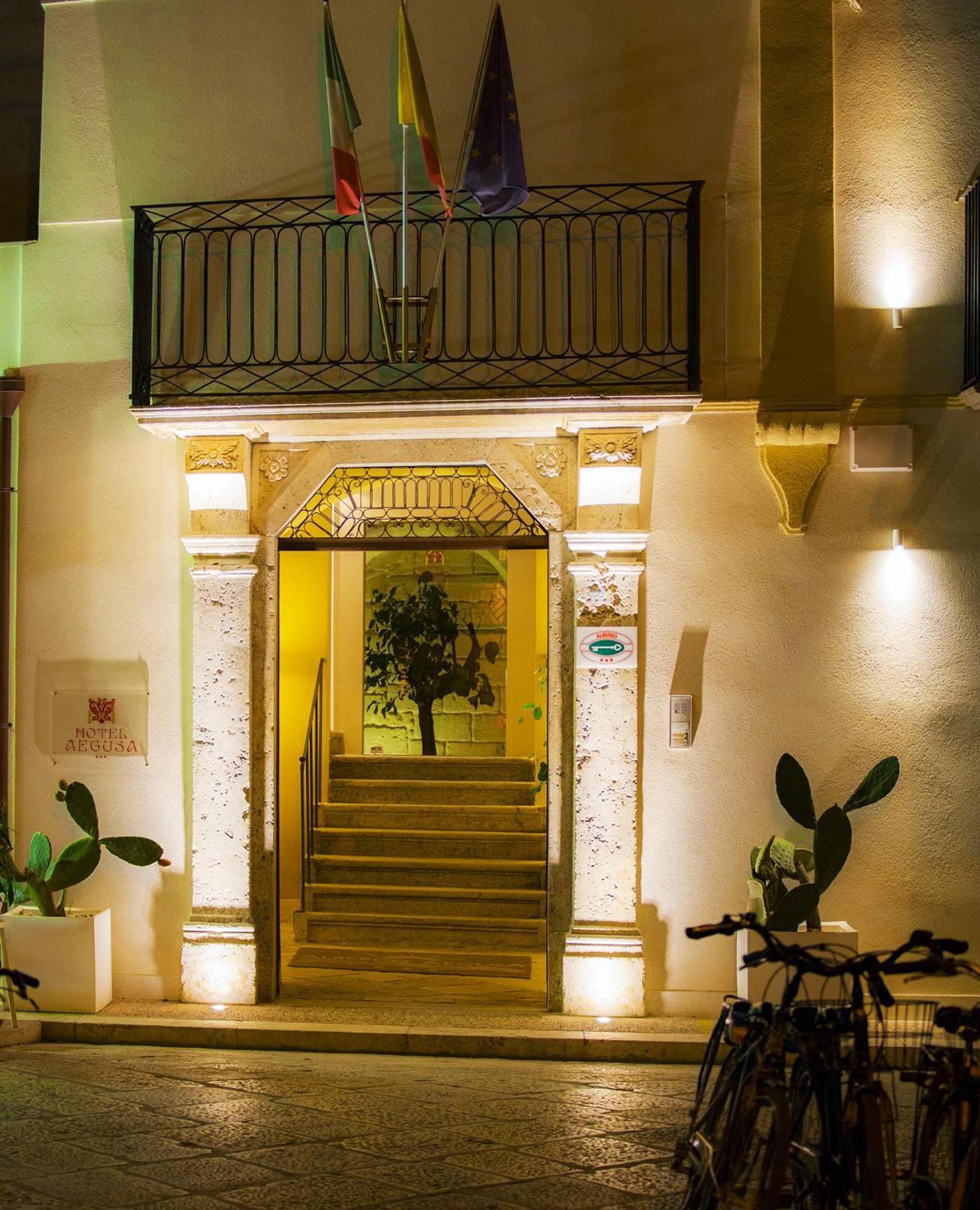 Aegusa Hotel Favignana Exterior photo